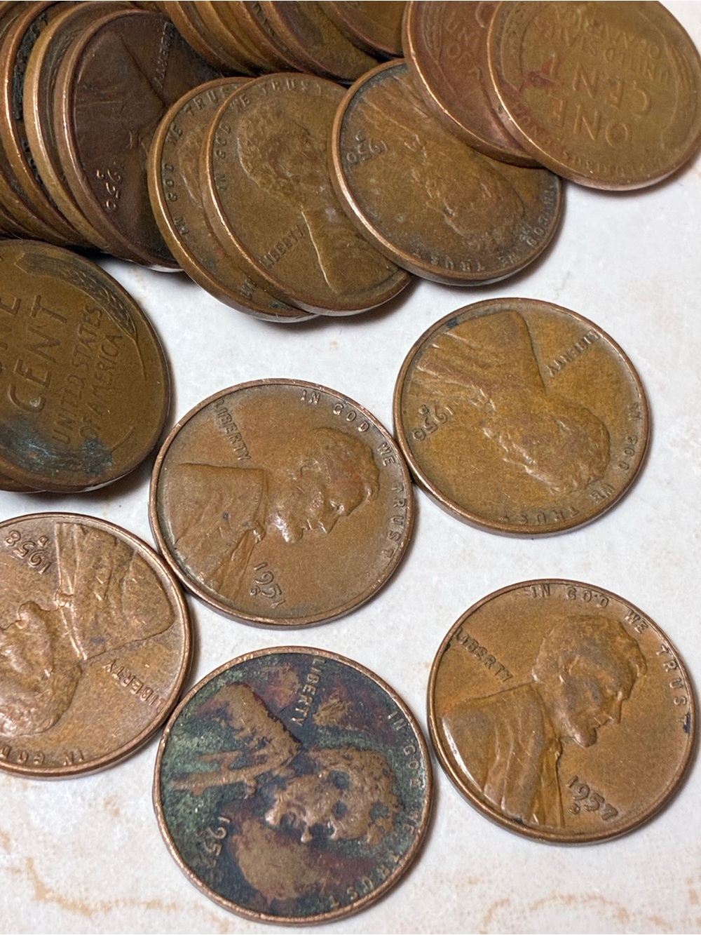 Lot of 300 US Wheat Pennies in Clear Plastic Coin Tubes- - Picture 5 of 5
